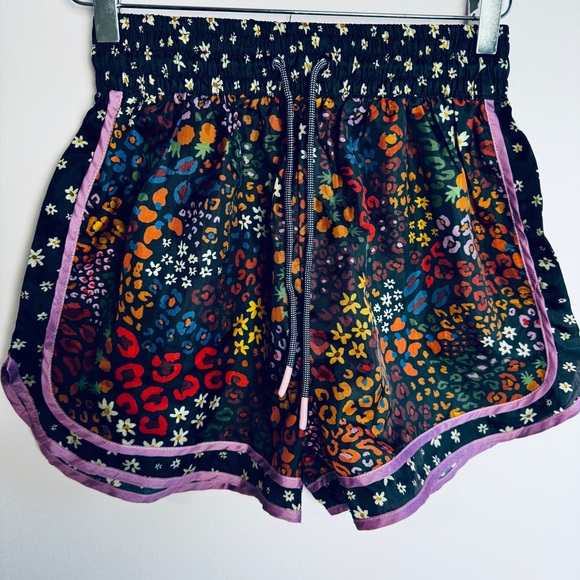 FARM Rio | Shorts | Farm Rio Viva Shorts Floral Active Wear Size M ...